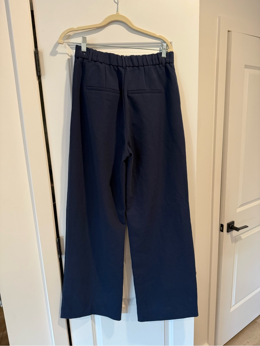 Abercrombie & Fitch Navy Sloane Tailored Wide Leg Pant - Picture 4 of 5